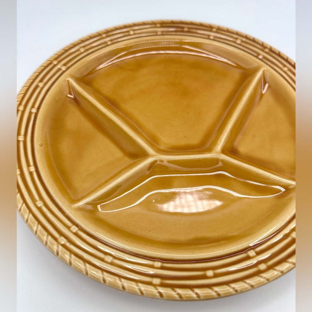 Set of 2 Sarreguemines of France Mustard Yellow 4 Section Grill Plates - Picture 4 of 7